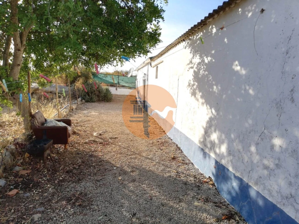 Moradia T2 para Venda em Santa Catarina da Fonte do Bispo Foto 11