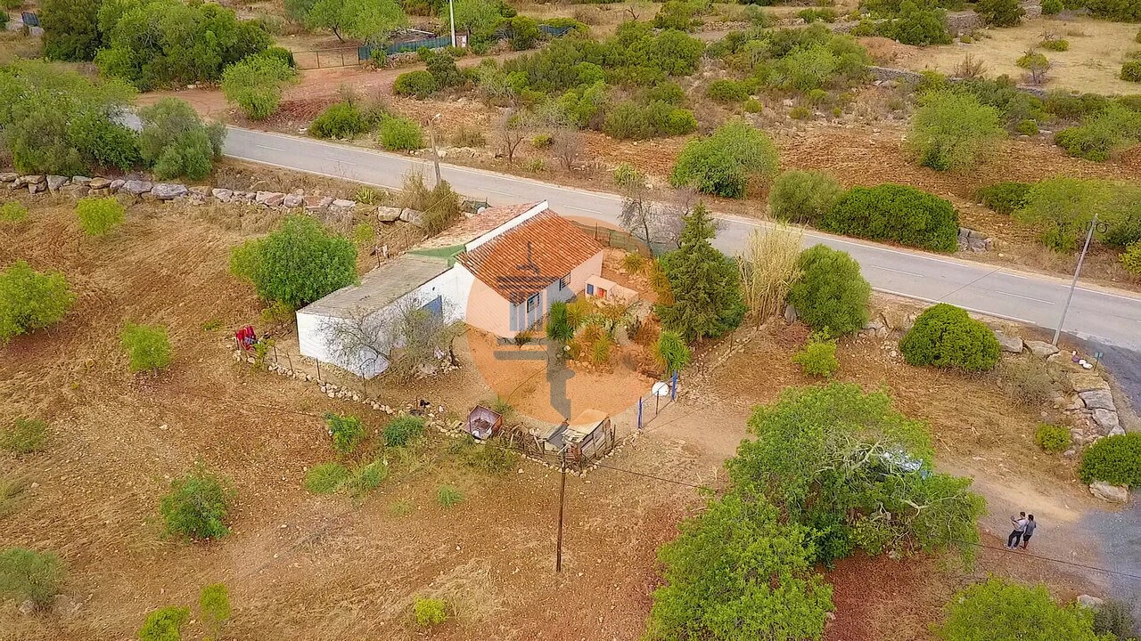 Moradia T2 para Venda em Santa Catarina da Fonte do Bispo Foto 2