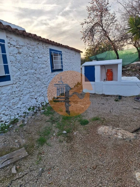 Moradia T2 para Venda em Santa Catarina da Fonte do Bispo