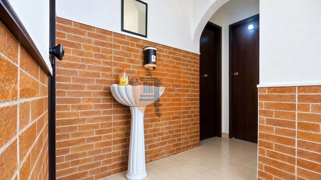 Loja para Venda em Olhão Foto 10