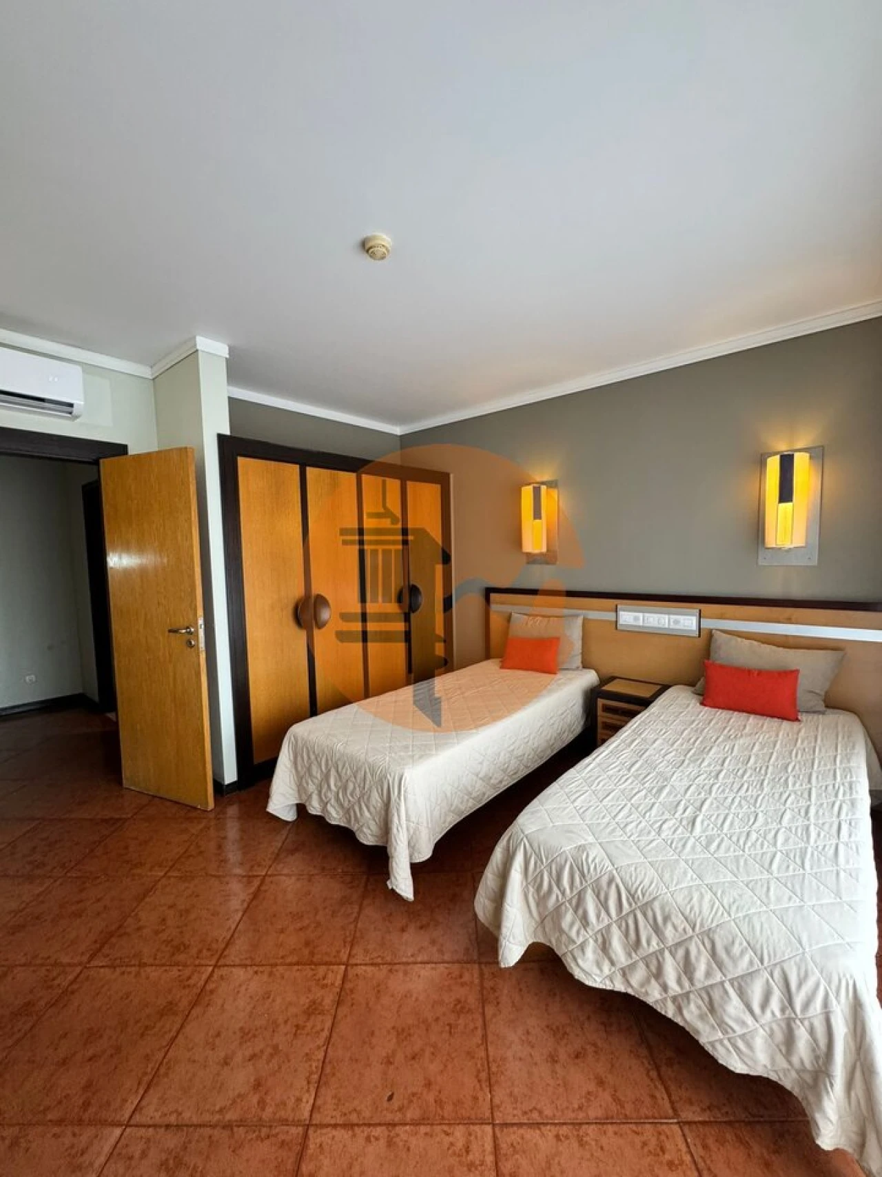 Apartamento T2 para Venda em Albufeira e Olhos de Água Foto 3