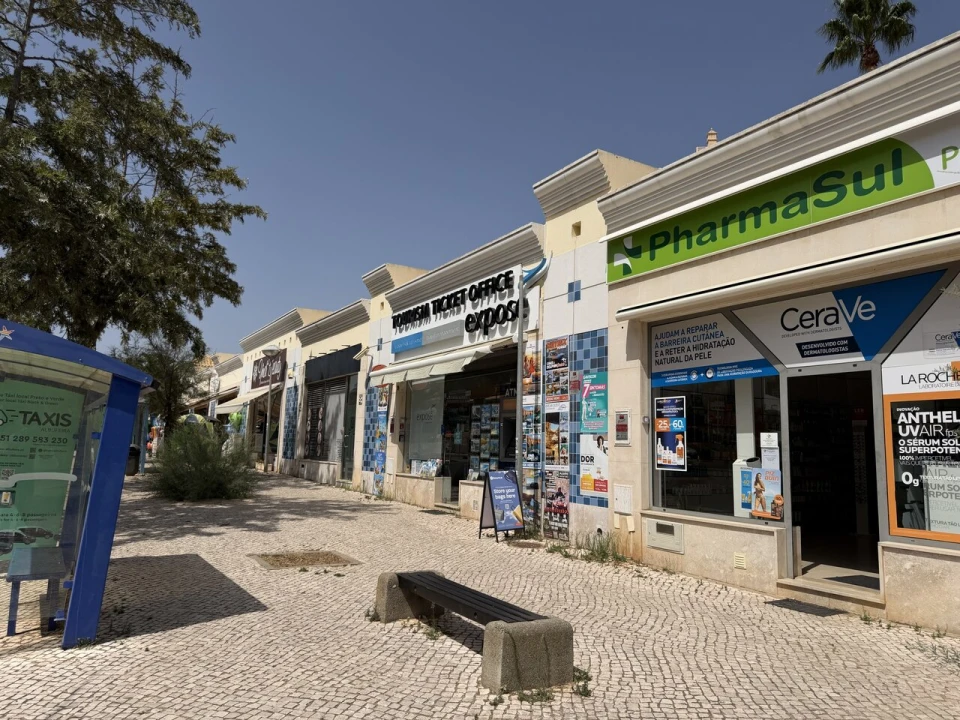 Loja para Venda em Albufeira e Olhos de Água Foto 2