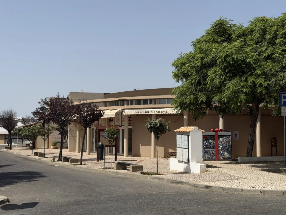 Loja para Venda em Albufeira e Olhos de Água Foto 3
