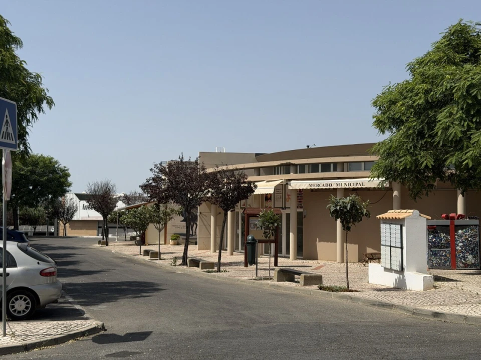 Loja para Venda em Albufeira e Olhos de Água Foto 4
