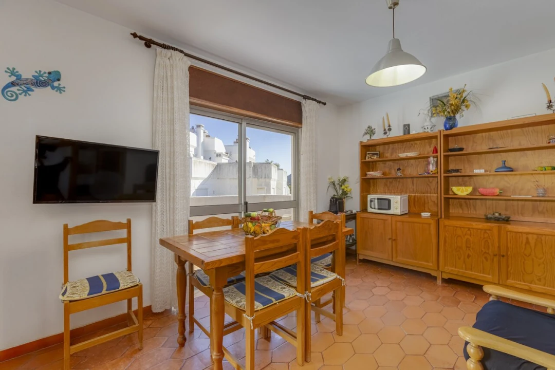 Apartamento T1 para Venda em Luz Foto 9