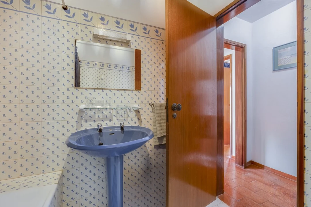 Apartamento T1 para Venda em Luz Foto 18