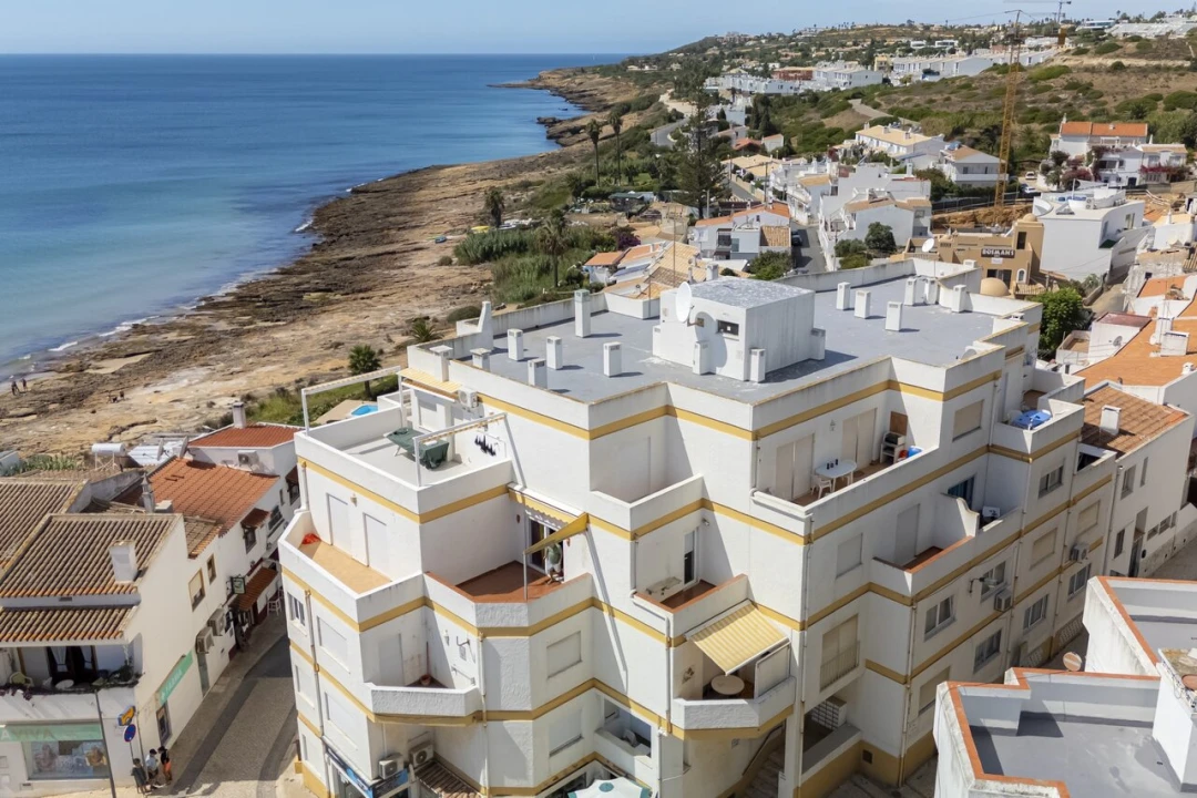 Apartamento T1 para Venda em Luz Foto 1