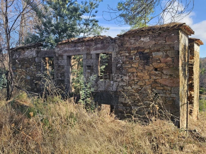 Moradia T2 para Venda em Souto da Casa Foto 7