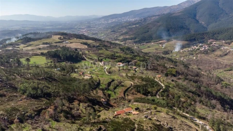 Quinta T2 para Venda em Teixoso e Sarzedo