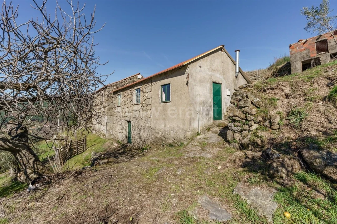 Quinta T2 para Venda em Teixoso e Sarzedo Foto 6