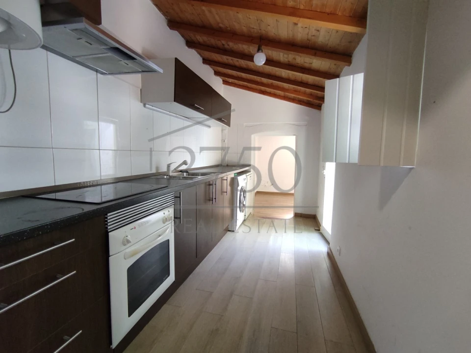 Moradia T2 para Arrendamento em Carcavelos e Parede Foto 9