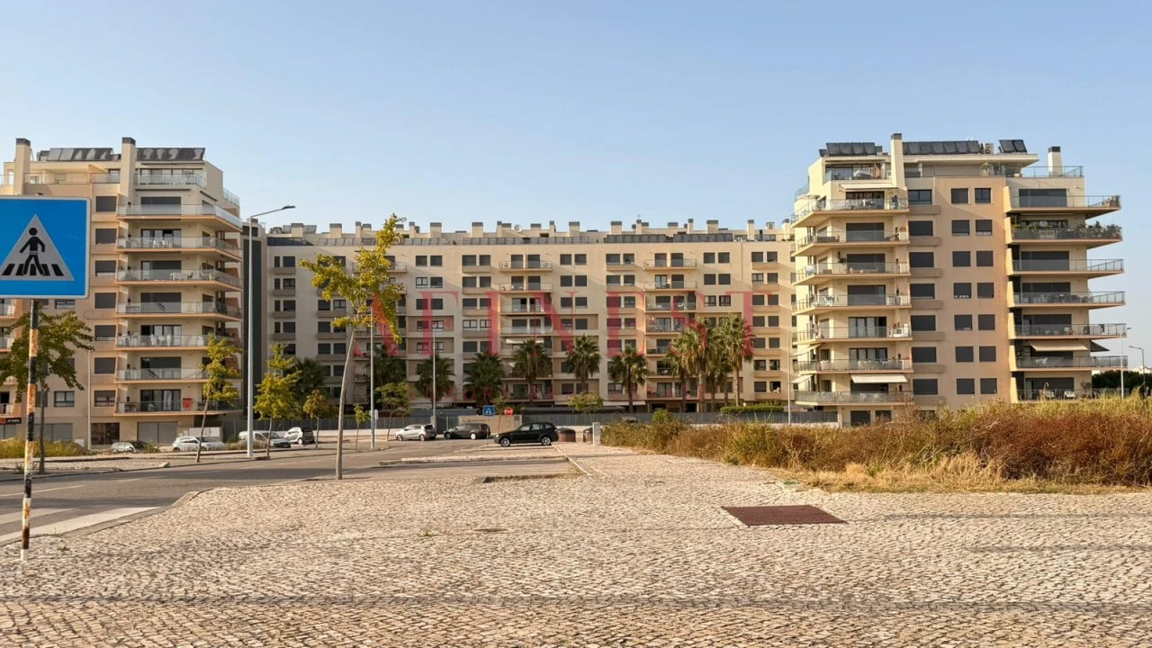 Apartamento T2 para Arrendamento em Seixal, Arrentela e Aldeia de Paio Pires Foto 4