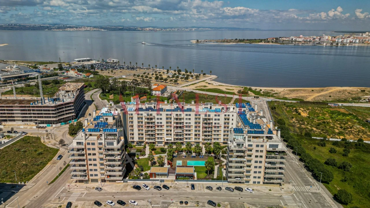 Apartamento T2 para Arrendamento em Seixal, Arrentela e Aldeia de Paio Pires Foto 2
