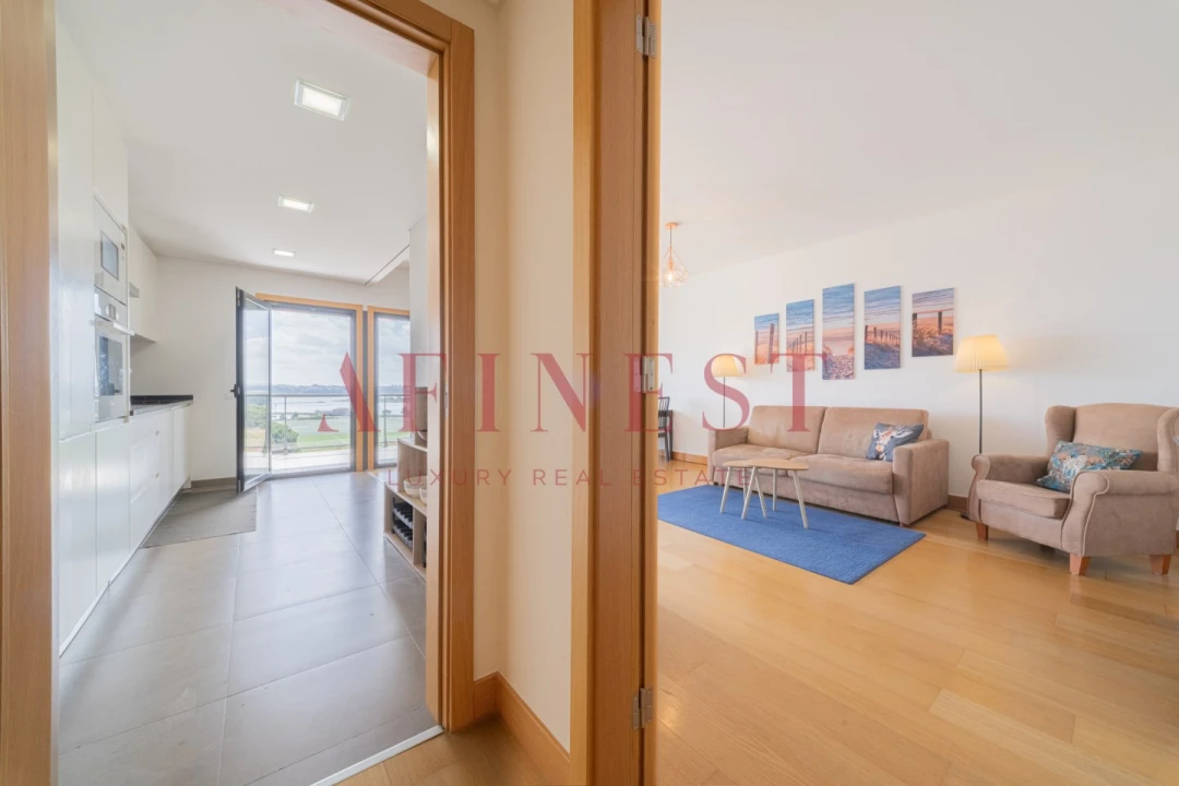Apartamento T2 para Arrendamento em Seixal, Arrentela e Aldeia de Paio Pires Foto 13