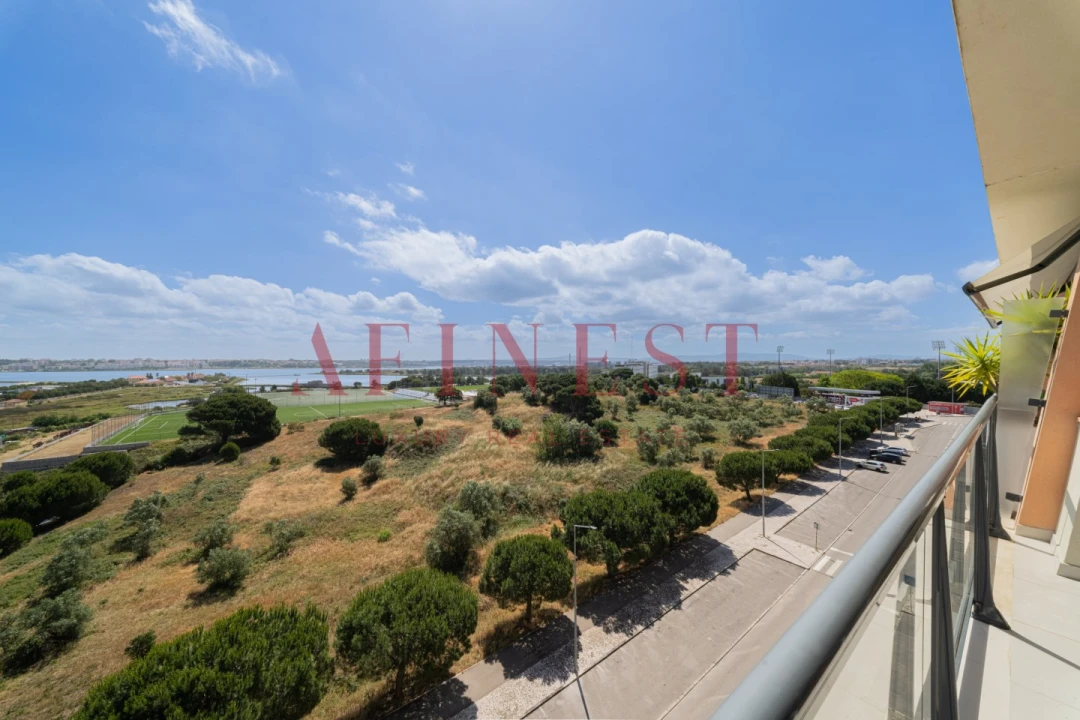Apartamento T2 para Arrendamento em Seixal, Arrentela e Aldeia de Paio Pires Foto 17