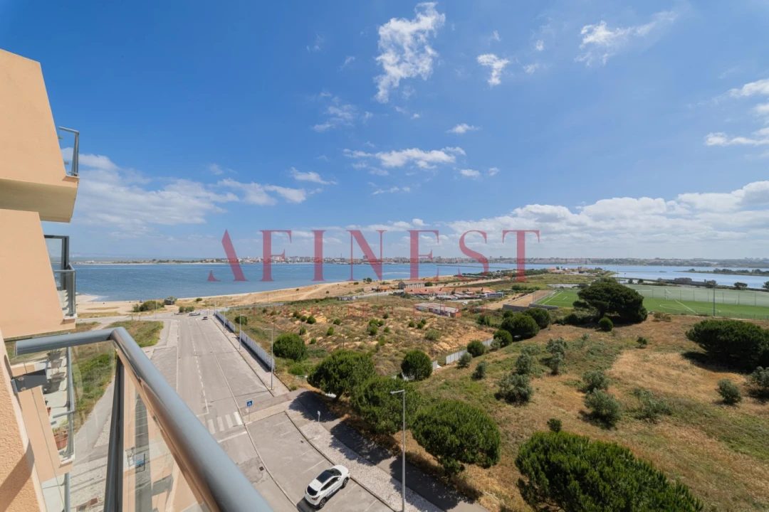Apartamento T2 para Arrendamento em Seixal, Arrentela e Aldeia de Paio Pires Foto 19