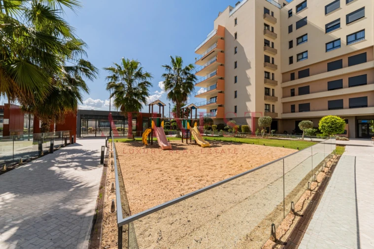Apartamento T2 para Arrendamento em Seixal, Arrentela e Aldeia de Paio Pires Foto 6