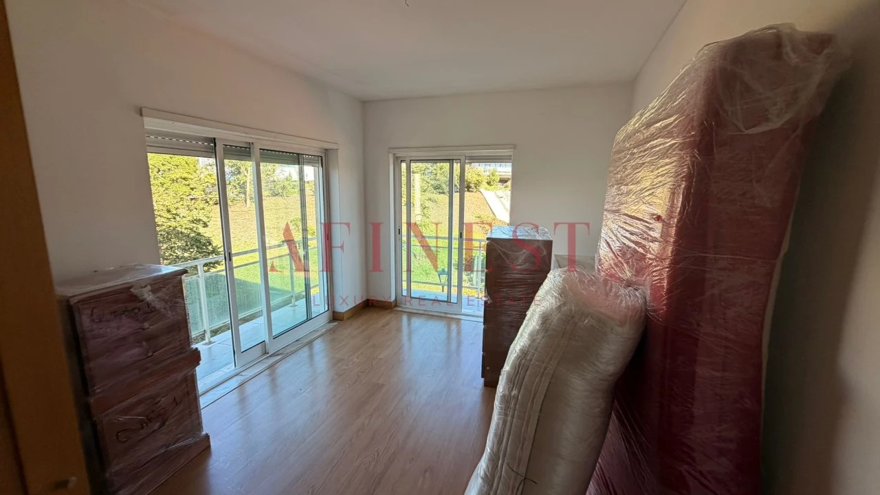 Apartamento T2 para Arrendamento em Oeiras e São Julião da Barra, Paço de Arcos e Caxias Foto 4