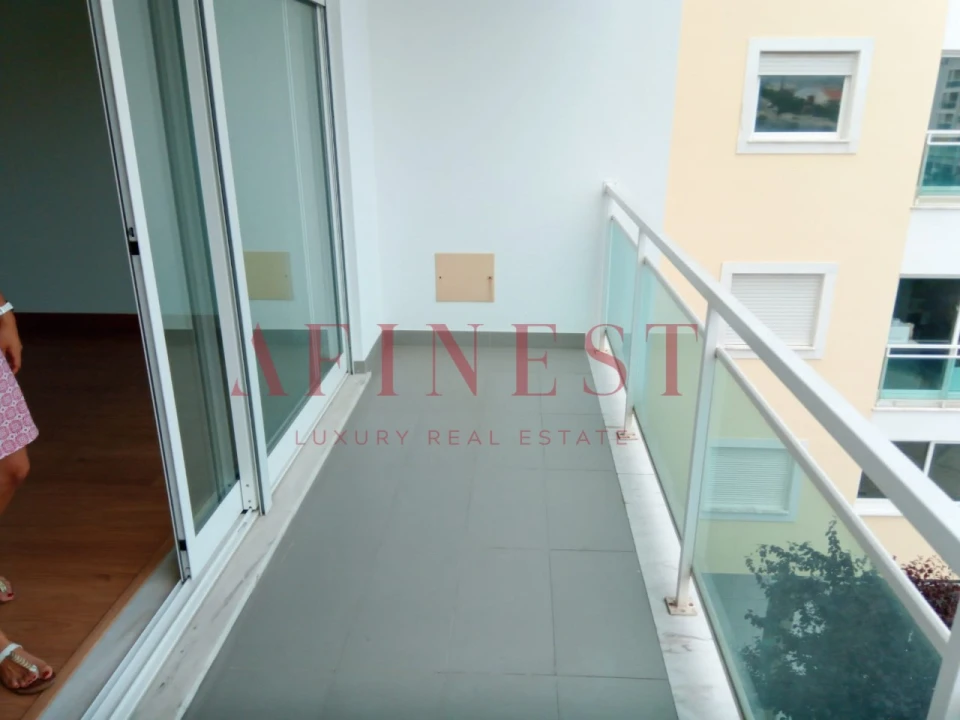 Apartamento T2 para Arrendamento em Oeiras e São Julião da Barra, Paço de Arcos e Caxias Foto 6