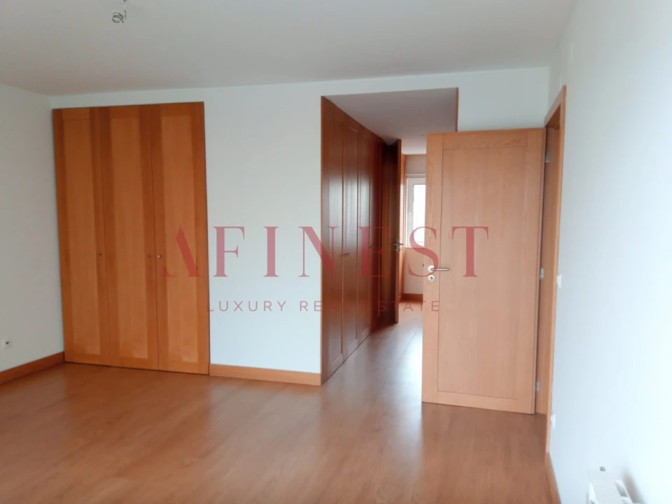 Apartamento T2 para Arrendamento em Oeiras e São Julião da Barra, Paço de Arcos e Caxias Foto 18