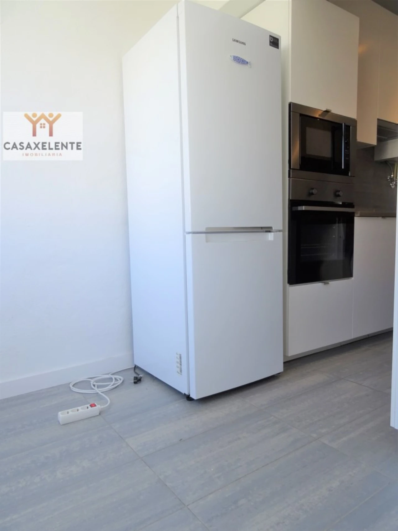 Apartamento T3 para Arrendamento em Carcavelos e Parede Foto 12