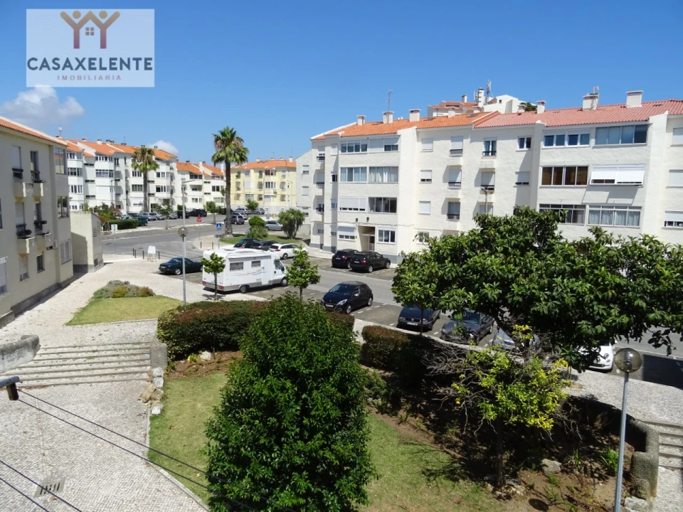 Apartamento T3 para Arrendamento em Carcavelos e Parede Foto 5