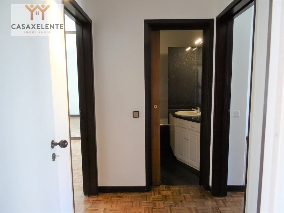 Apartamento T3 para Arrendamento em Carcavelos e Parede Foto 19