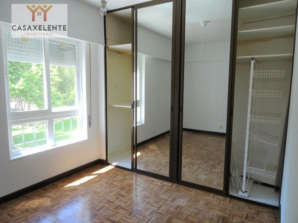 Apartamento T3 para Arrendamento em Carcavelos e Parede Foto 22