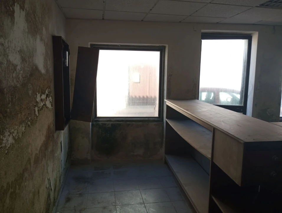 Loja para Venda em Alpiarça Foto 10