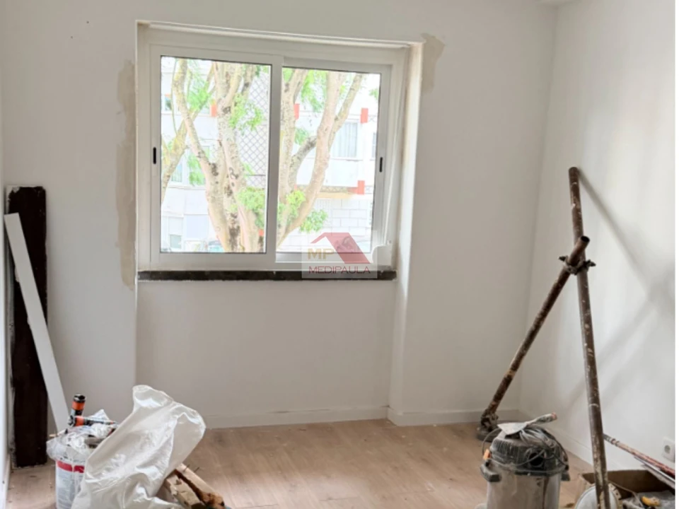Apartamento T3 para Venda em Venteira Foto 3