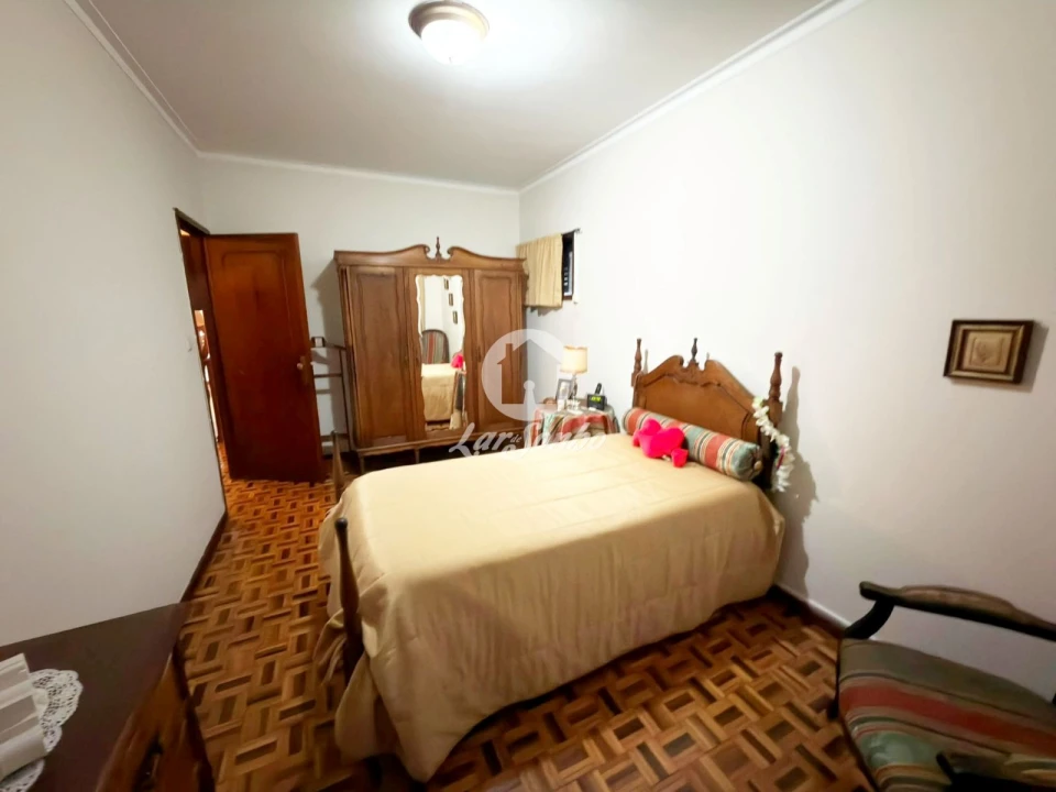 Moradia T4 para Venda em Rio Tinto Foto 16