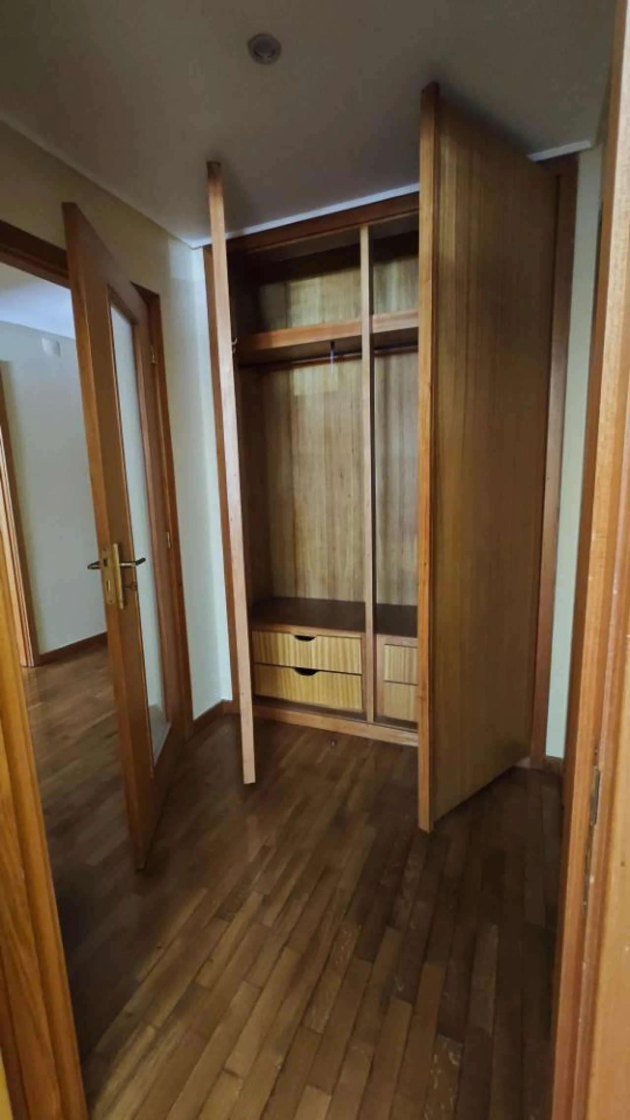 Apartamento T1 para Arrendamento em Santa Marinha e São Pedro da Afurada Foto 8