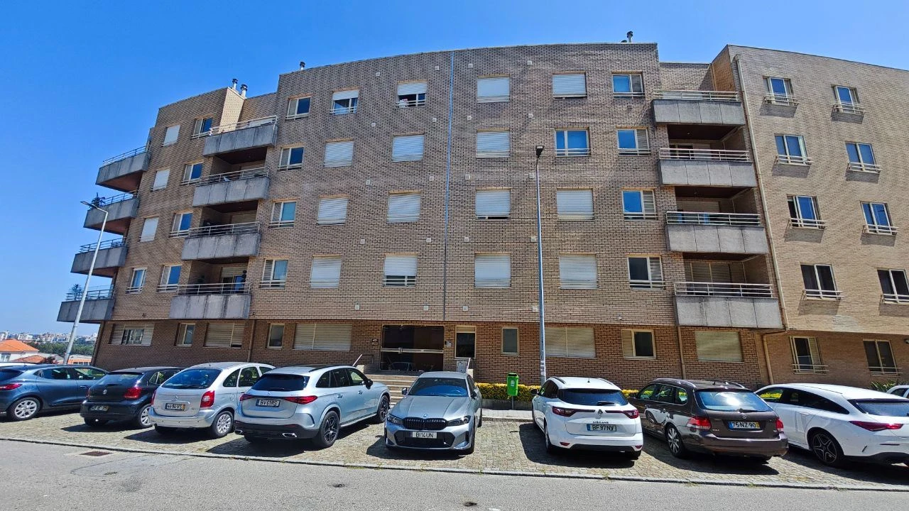 Apartamento T1 para Arrendamento em Santa Marinha e São Pedro da Afurada Foto 11
