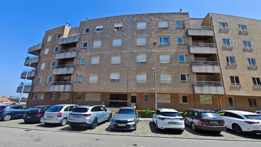 Apartamento T1 para Arrendamento em Santa Marinha e São Pedro da Afurada Foto 11