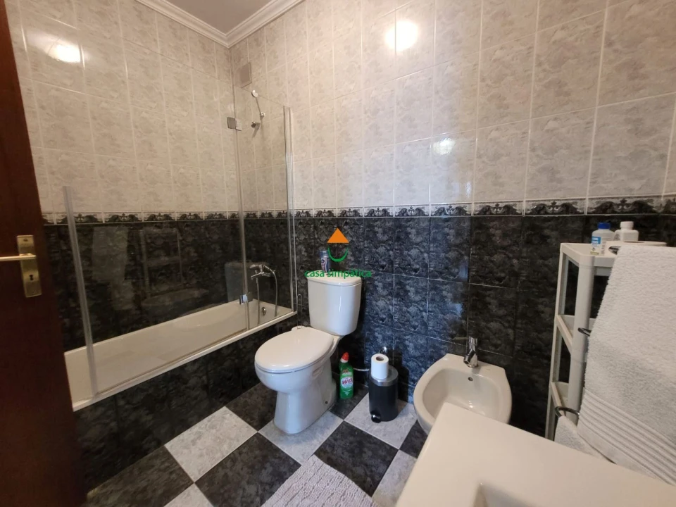Quarto para Arrendamento em Fânzeres e São Pedro da Cova Foto 3