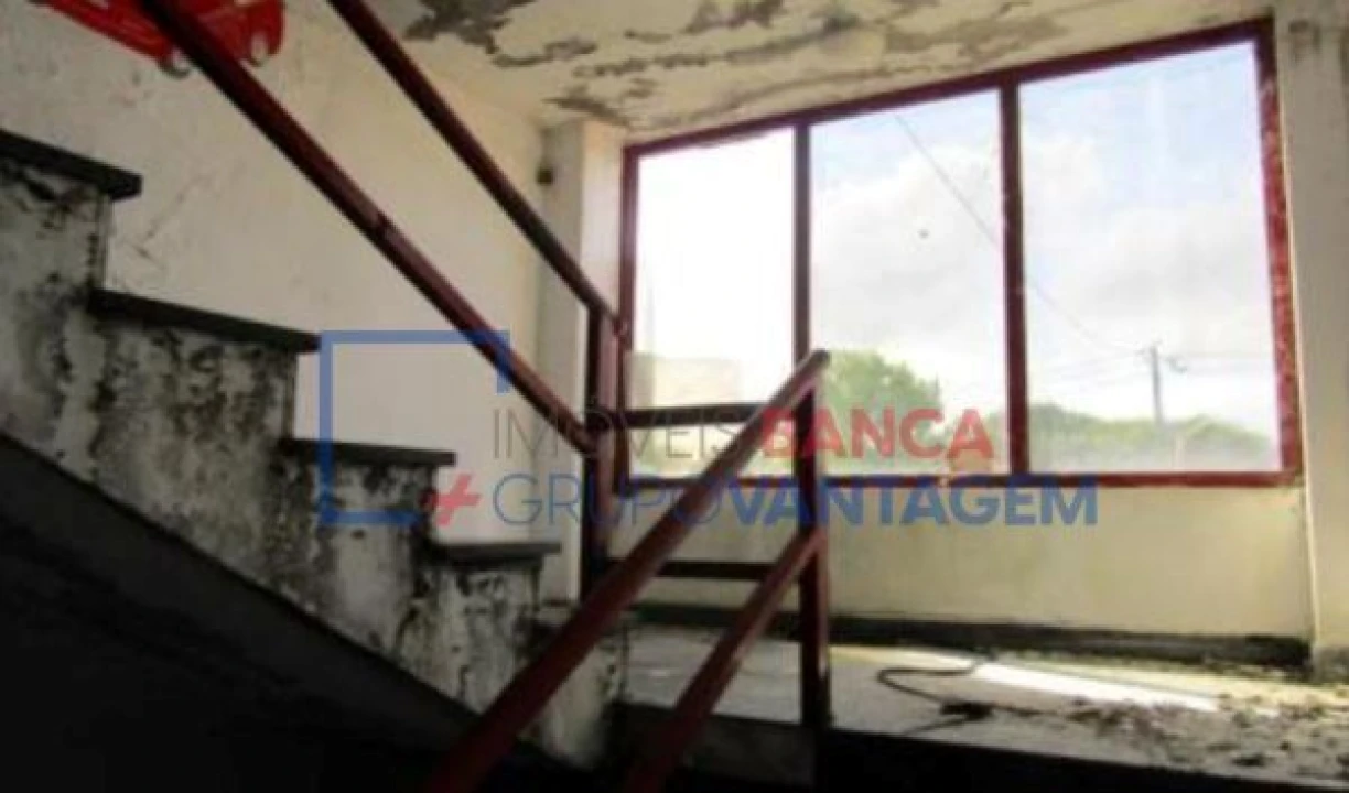 Armazém para Venda em Fiães Foto 3