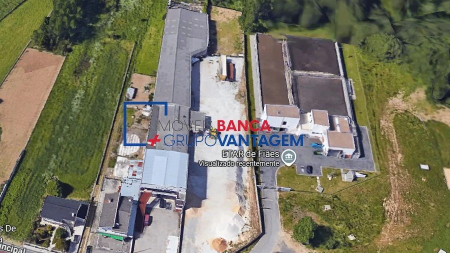 Armazém para Venda em Fiães