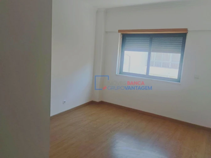 Apartamento T3 para Venda em Encosta do Sol Foto 17