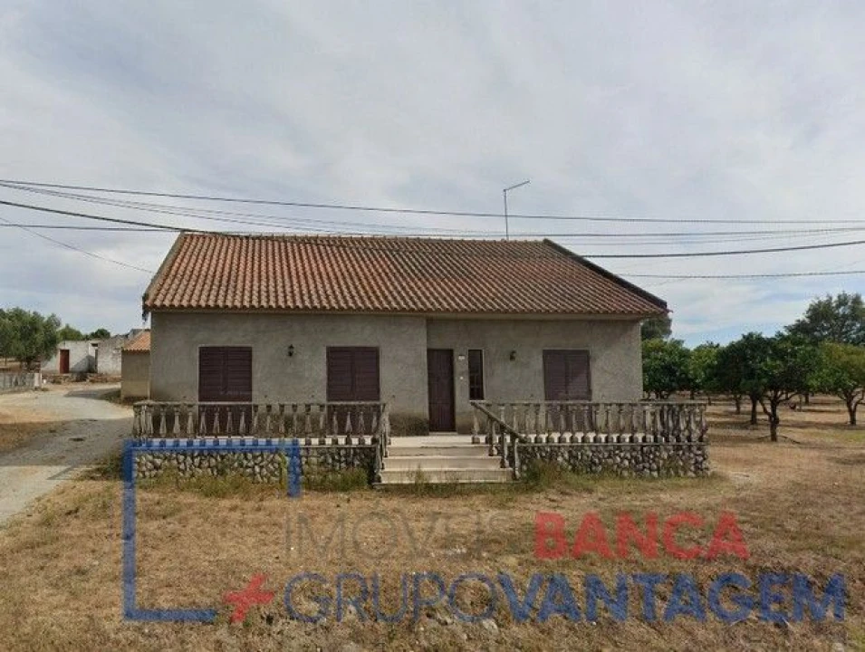 Moradia T3 para Venda em Vendas Novas Foto 2