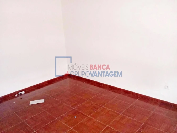 Moradia T3 para Venda em Vendas Novas Foto 9