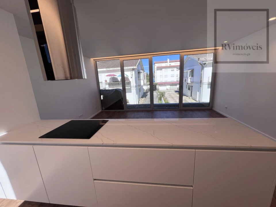 Apartamento T2 para Venda em Caminha (Matriz) e Vilarelho Foto 5