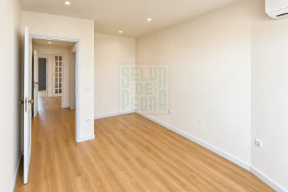 Apartamento T4 para Venda em Bonfim