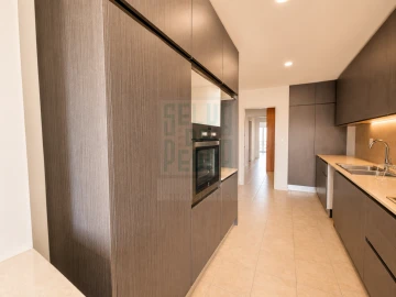 Apartamento T4 para Venda em Bonfim