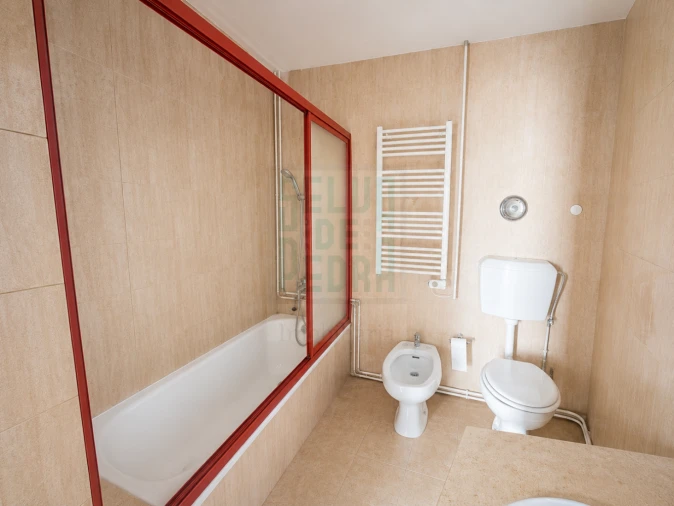 Apartamento T4 para Venda em Bonfim Foto 38