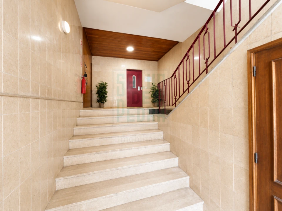 Apartamento T4 para Venda em Bonfim Foto 41