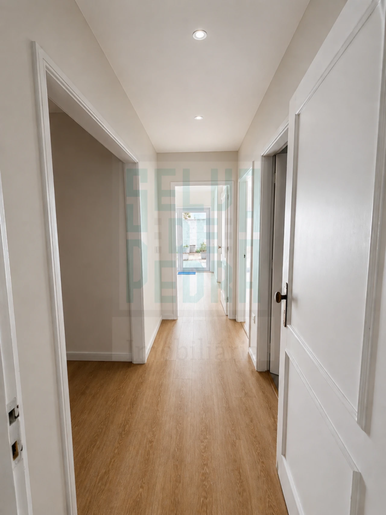 Apartamento T4 para Venda em Bonfim Foto 27