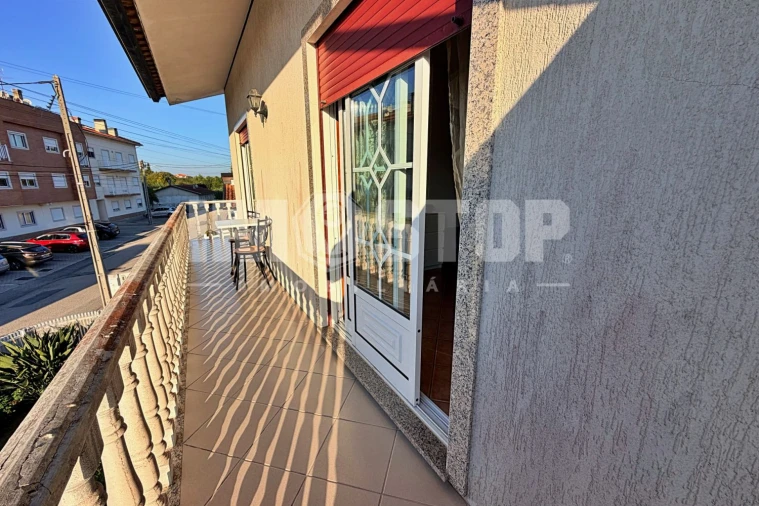 Apartamento T3 para Venda em Oiã Foto 6