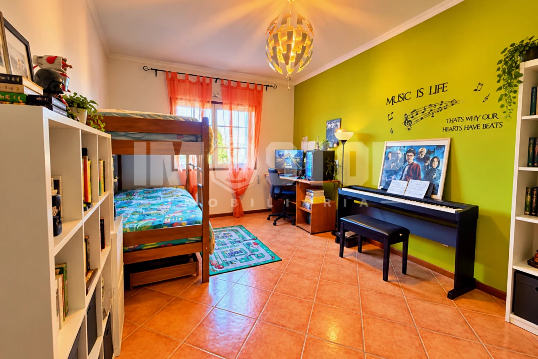 Apartamento T3 para Venda em Oiã Foto 9