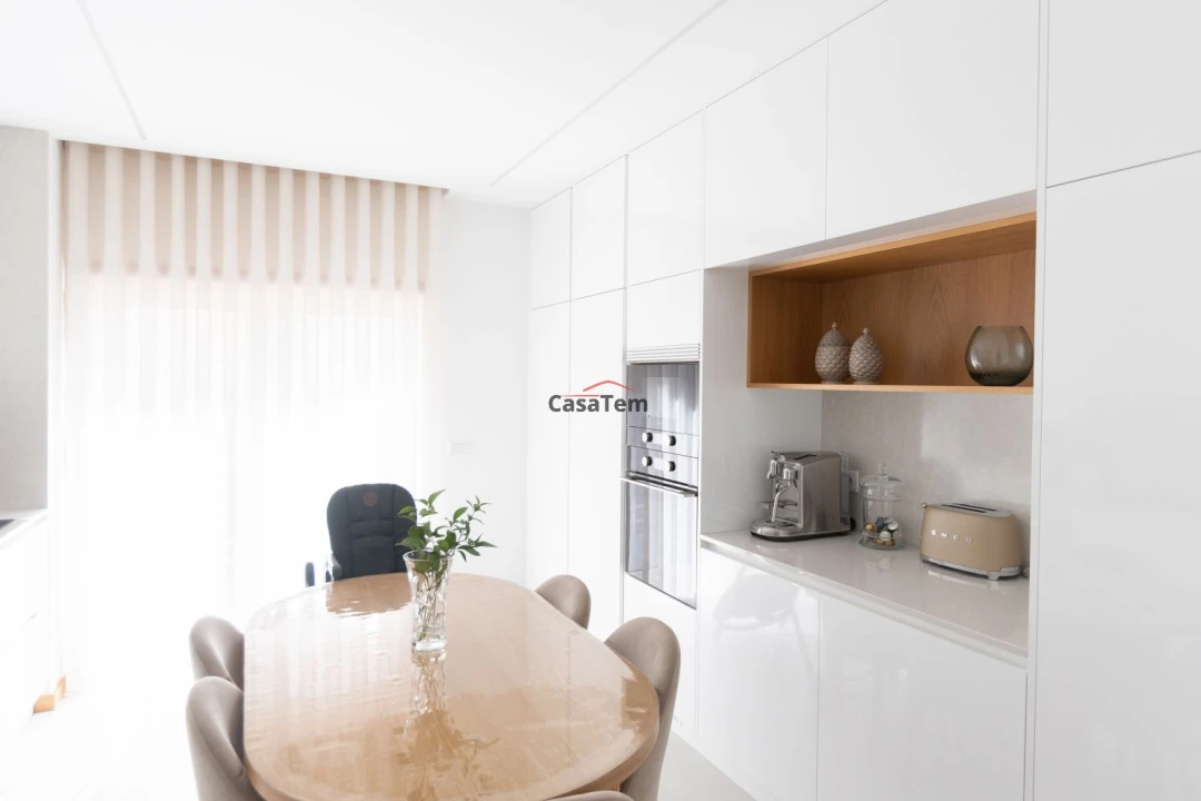 Apartamento T3 para Venda em Viseu Foto 5