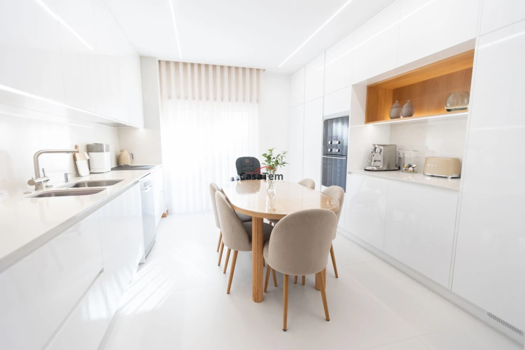 Apartamento T3 para Venda em Viseu Foto 1